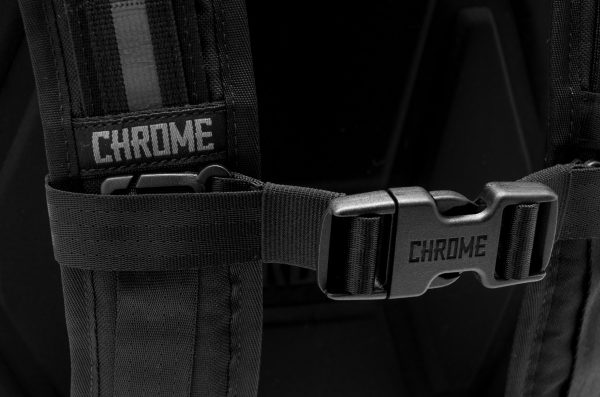 Chrome Industries Hondo Backpack Brick-5786